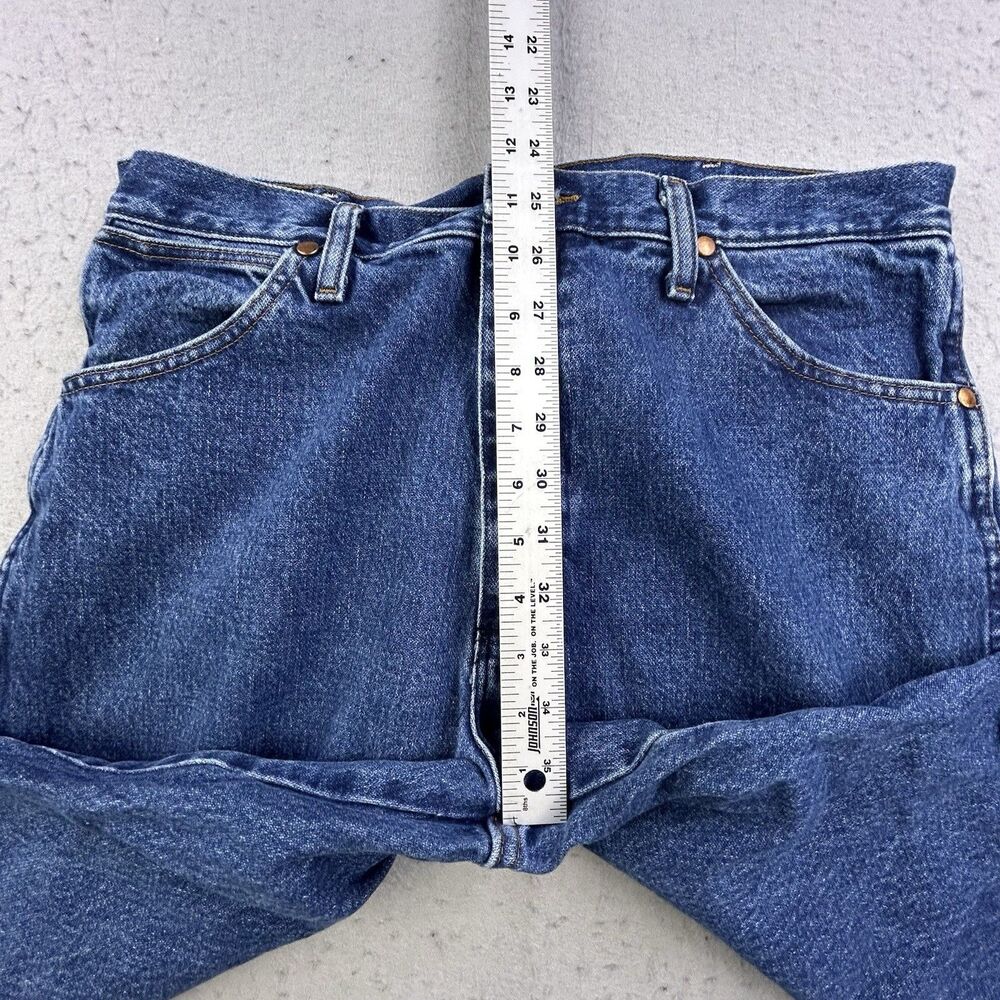 Vintage Wrangler Jeans Mens 32x32 Blue Medium Wash Cowboy Cut Western 13MWZ - Picture 12 of 13
